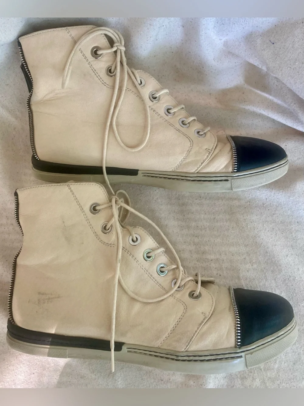 Stuart Weitzman stuart weitzman